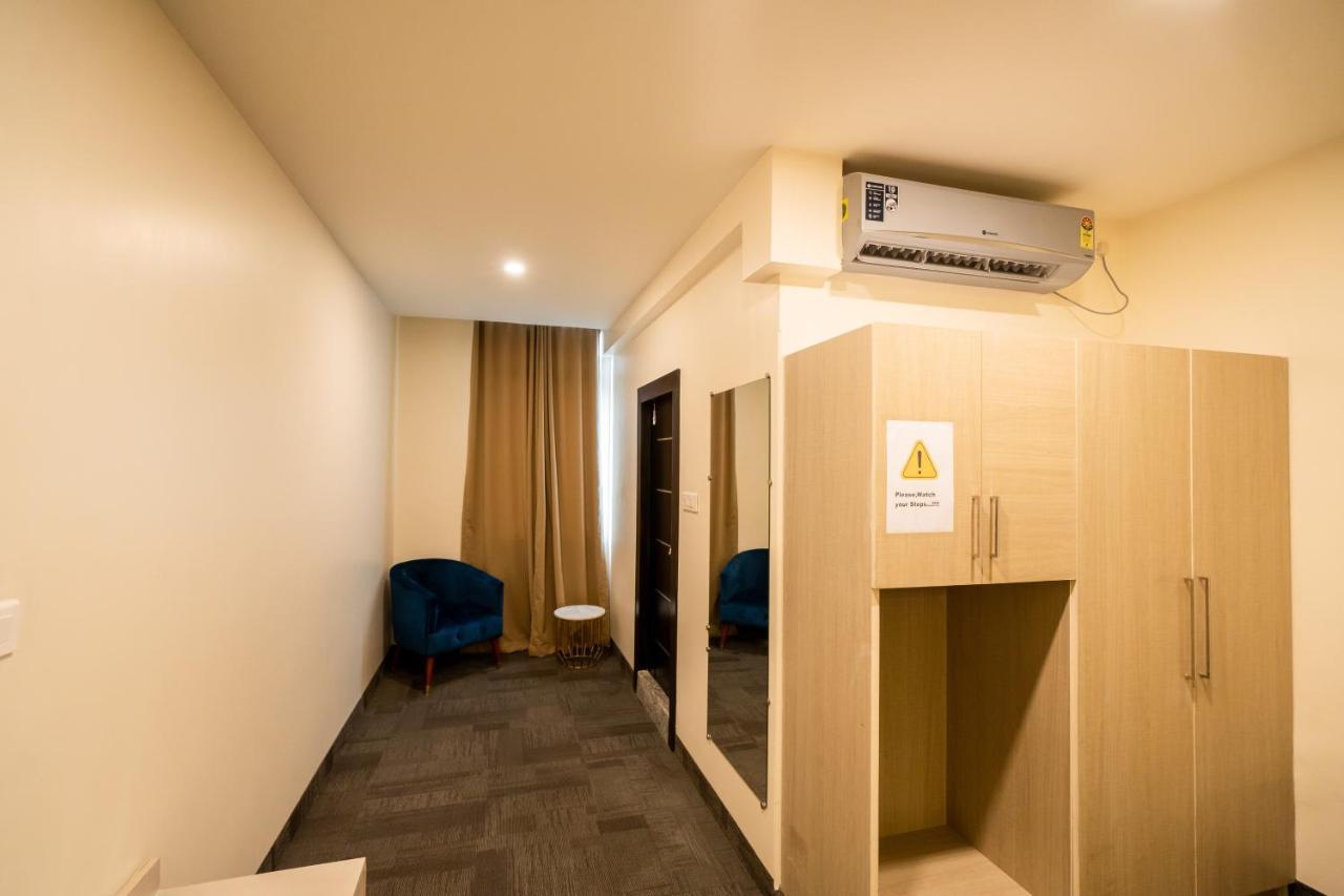 Royale Lalawi Hotel Āīzawl エクステリア 写真