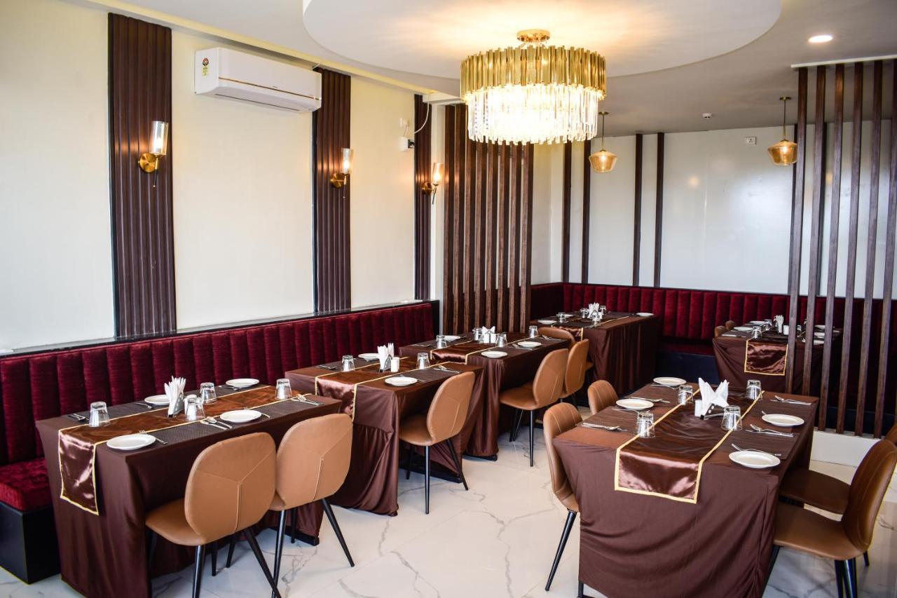 Royale Lalawi Hotel Āīzawl エクステリア 写真